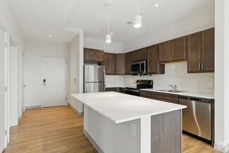 Building Photo - 1170 Tremont St