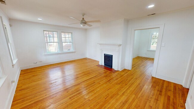 Building Photo - 608 N Jackson St