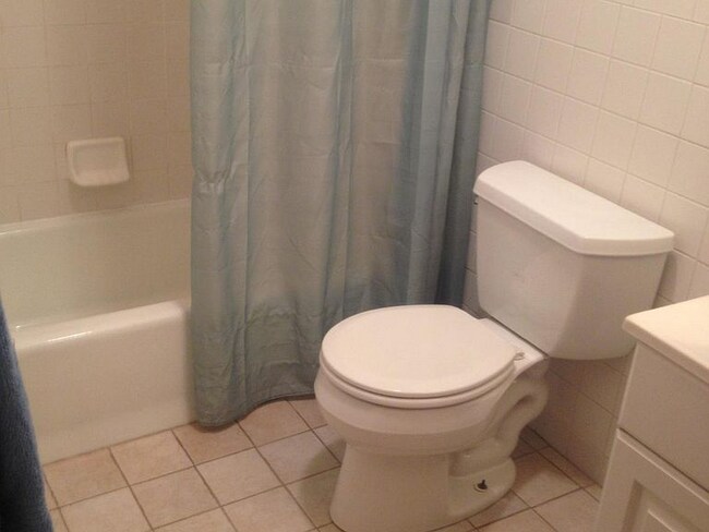 Foto del edificio - 323 Center St