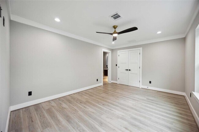 Foto del edificio - 602 W 28th St