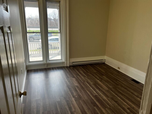 Foto del edificio - 937 Broadway