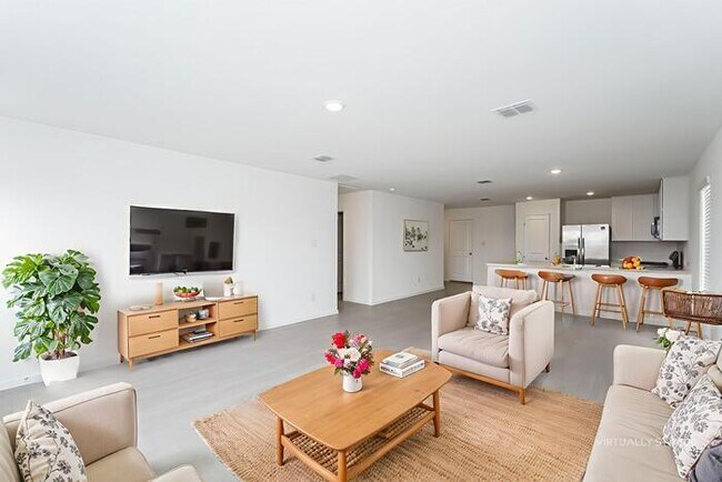 Building Photo - 11349 Rodeo Dr