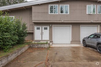 Building Photo - 1516 Buttercup St