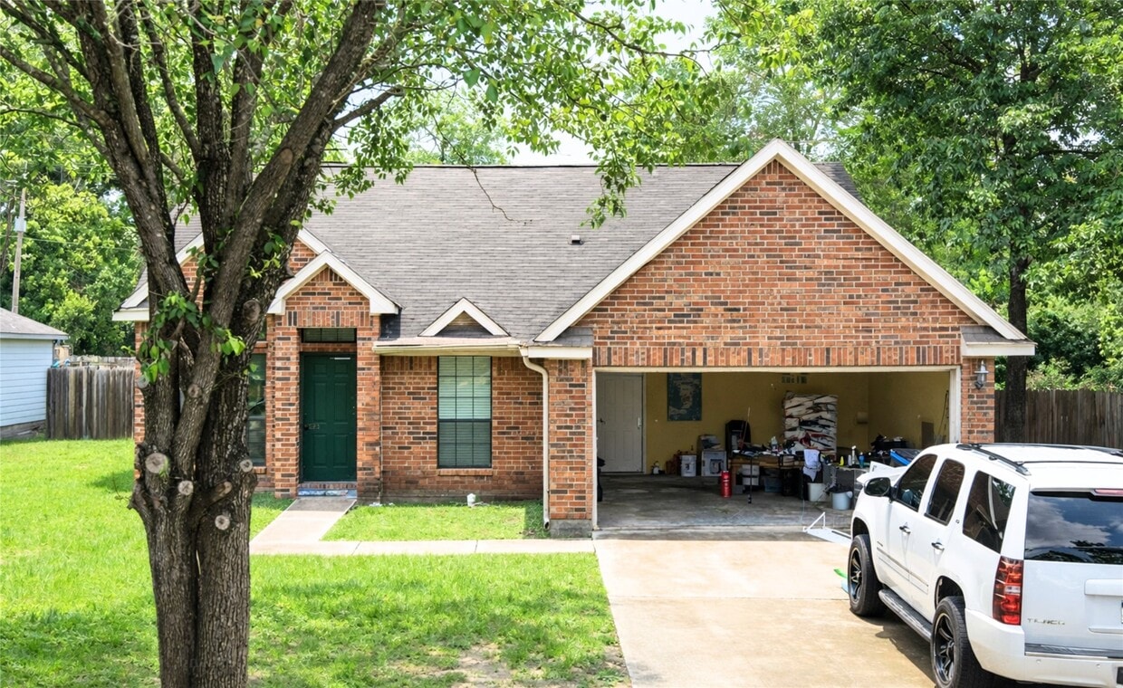 Foto del edificio - 603 Mosswood Dr