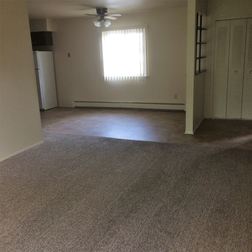 11428 Warren Blvd, Warren, MI 48089 Apartments in Warren, MI