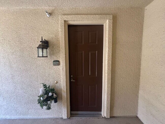Foto del edificio - Beautiful 2 Bed, 2 Bath Apartment Home in The Phoenician – Resort-Style Living in Roseville!