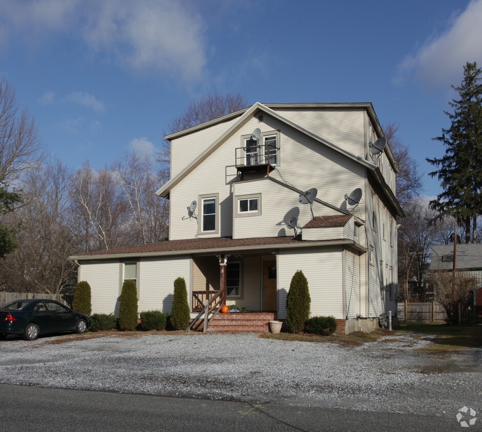 5 Park St, Stockbridge, MA 01262 Apartments in Stockbridge, MA
