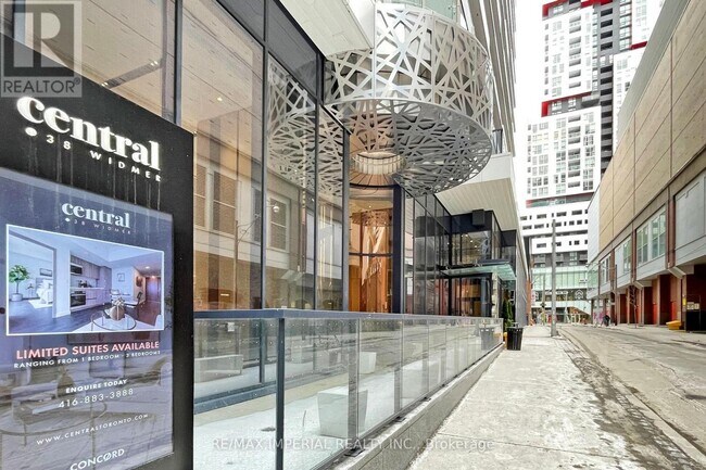 Photo du bâtiment - 38 Widmer St