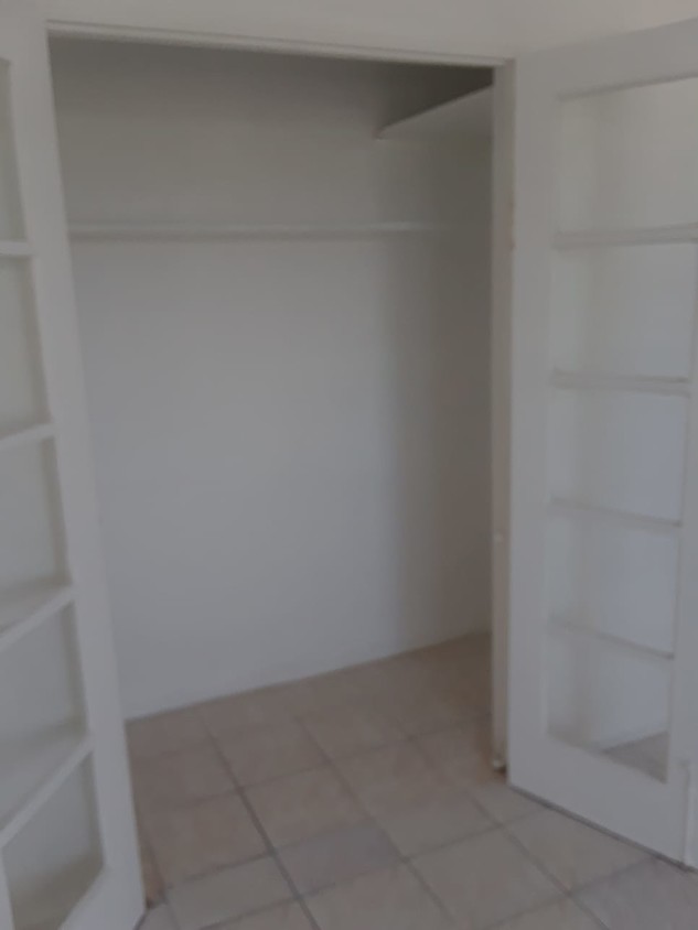 Foto del edificio - 2300 W Flagler St