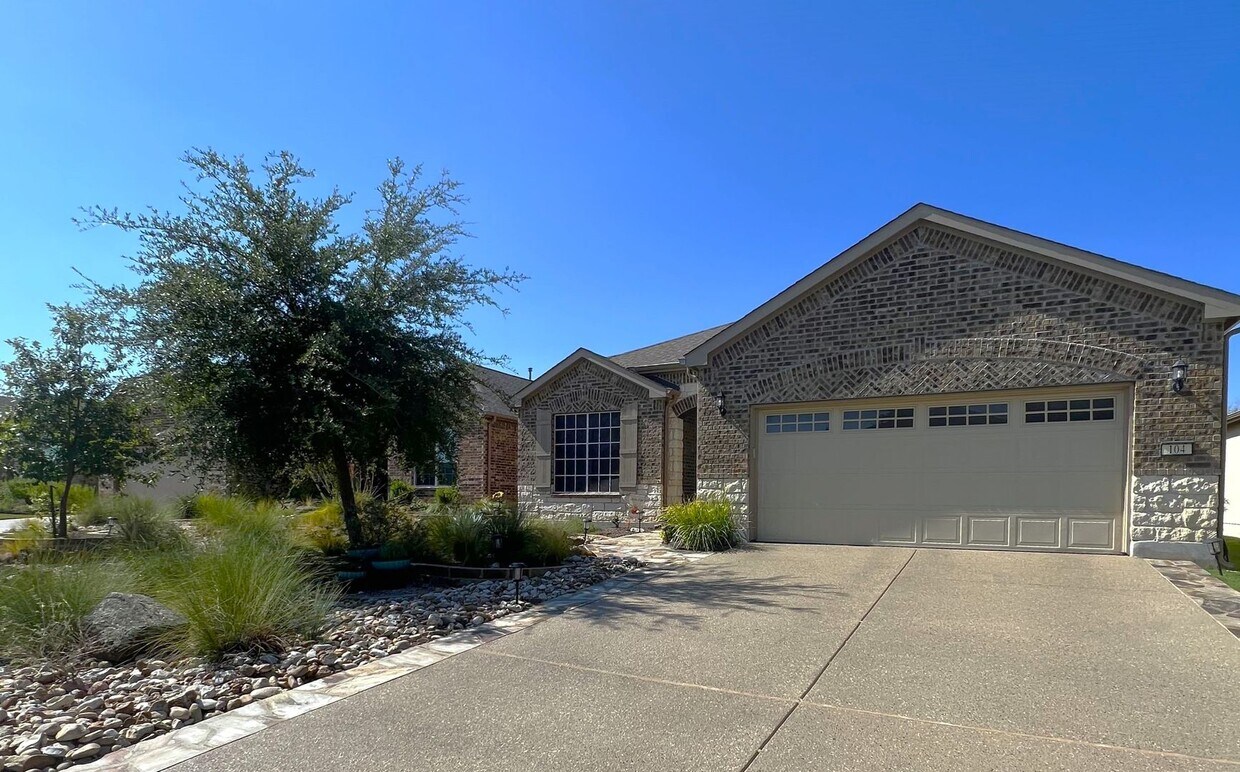 Foto principal - 104 Coffee Mill Creek Rd