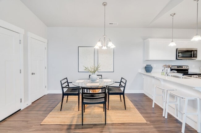 Building Photo - 14681 Astin Ln