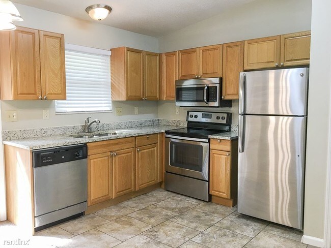 Building Photo - 3 br, 2.5 bath House - 2104 Del Rio Dr