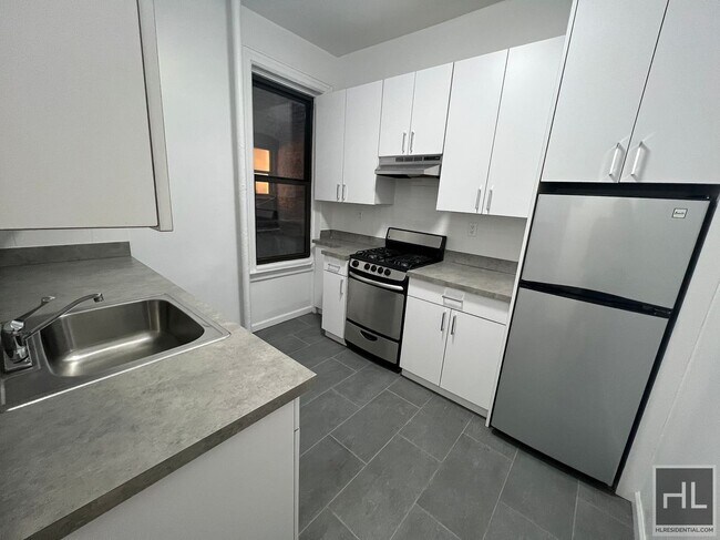 Building Photo - EAST 88 STREET