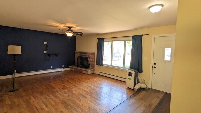 Foto del edificio - 3555 Chippewa Dr