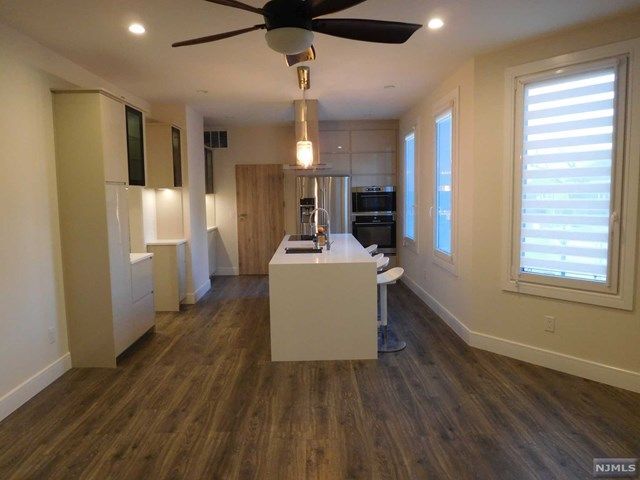 19 Windsor Ave, East Rutherford, NJ 07073 - House Rental in East ...