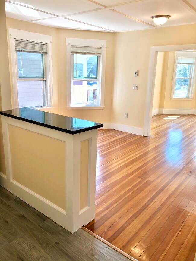 31 Walter St Unit 3, Lynn, MA 01902 Apartments in Lynn, MA