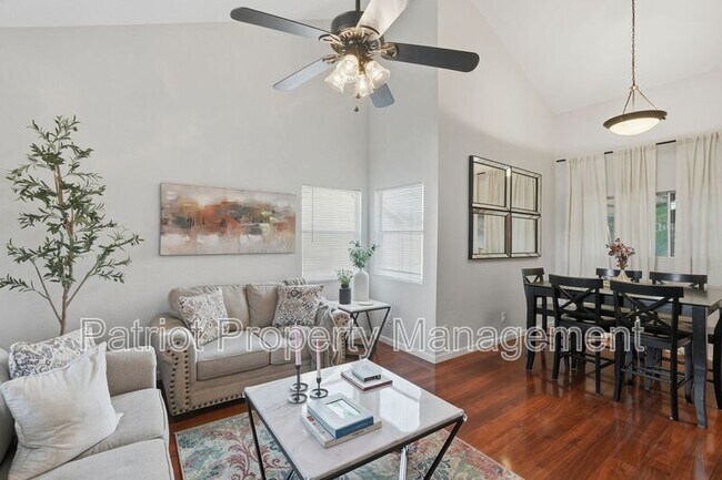 Foto del edificio - 12238 S 45th St