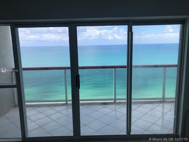 Building Photo - 6767 Collins Ave