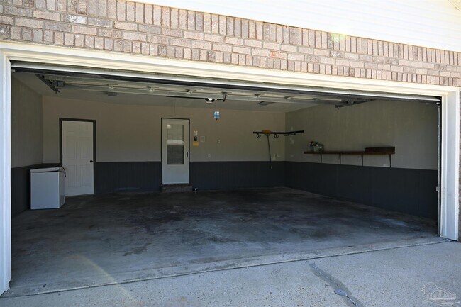 Foto del edificio - 4321 Molino Meadows Dr