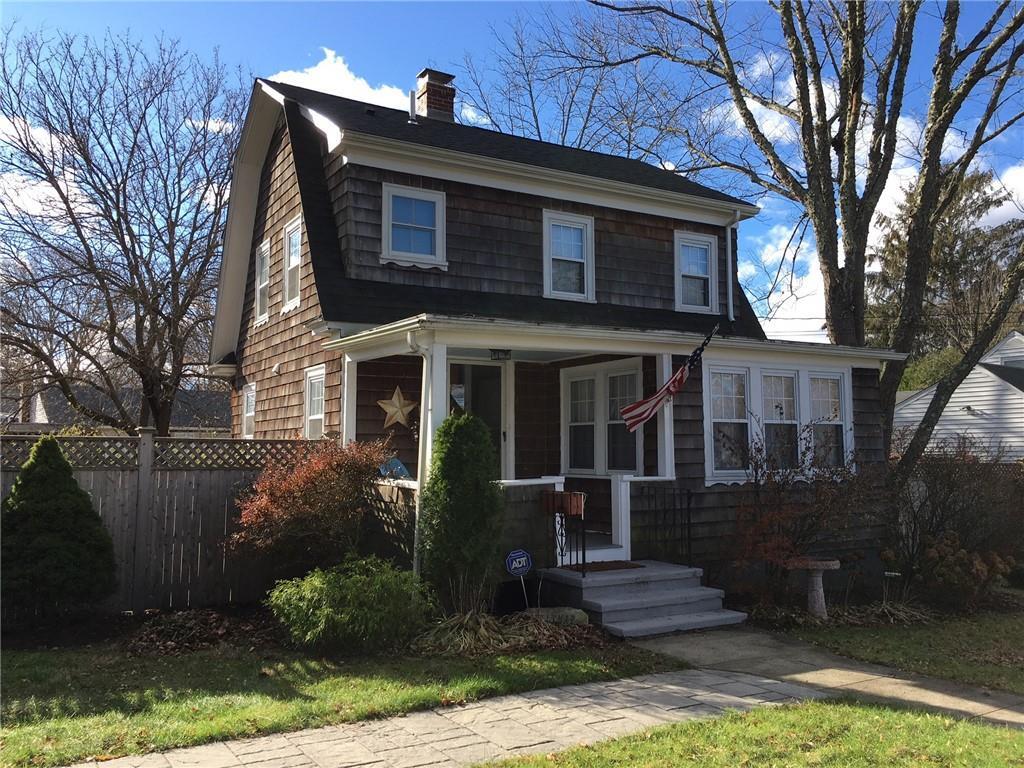 Primary Photo - 124 Beach Rd