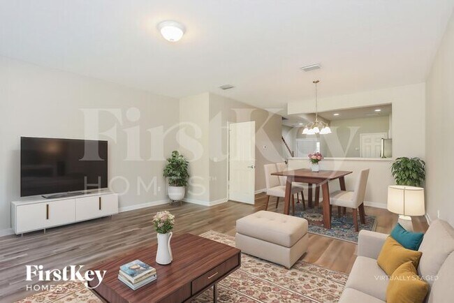 Foto del edificio - 6947 Roundleaf Dr