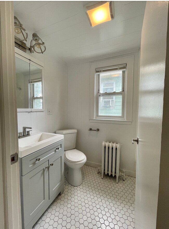 Photo - 13 Allard Ave Apartment