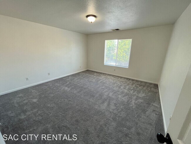 Building Photo - 4 br, 2.5 bath House - 10040 Wild Orchid Way