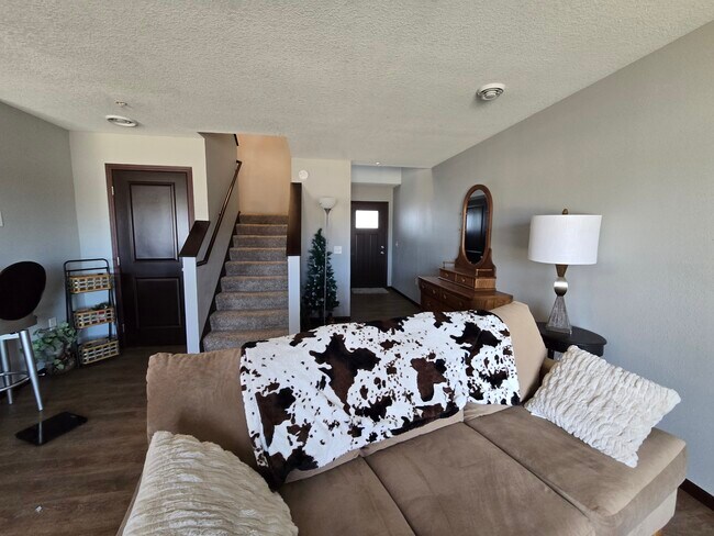 Foto del edificio - 685 Roberts Rd