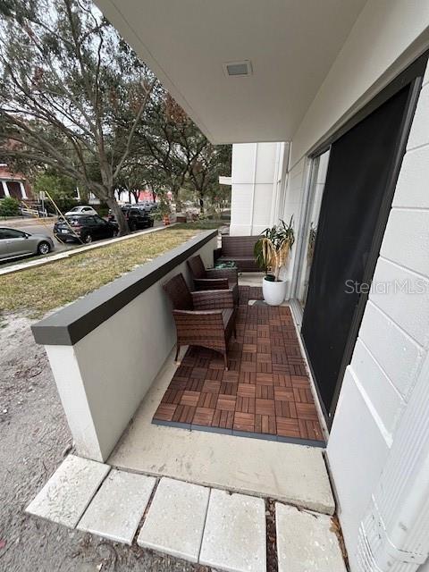 Foto del edificio - 406 S Cedar Ave