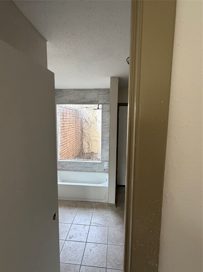 Foto del edificio - 13139 Pebblewalk Cir S