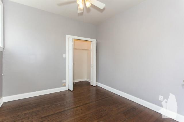 Building Photo - 2 bedroom in Chicago IL 60613