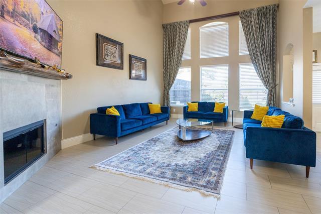 Foto del edificio - 9216 Sterling Gate Dr
