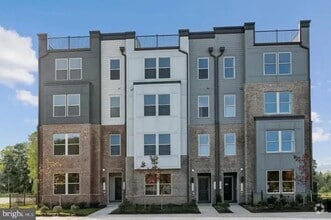 Building Photo - 1165 Herndon Pkwy