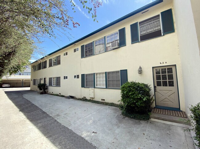 624 Veteran Avenue, Westwood, CA 90024 - 624 Veteran Ave