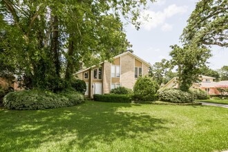 Building Photo - 17502 Sorrell Rdg Dr