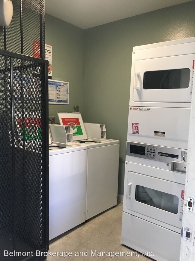 Building Photo - 737 W 5th St