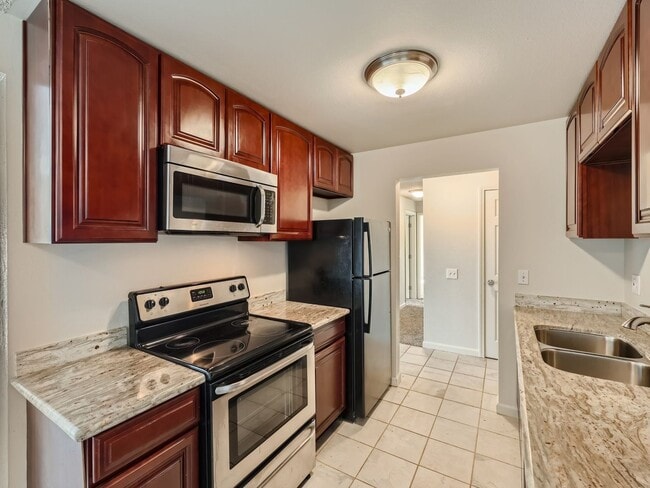 Foto del edificio - Immaculate 2 Bedroom Condo @ A Convenient Lynnwood Location!
