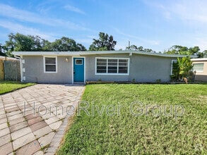 Building Photo - 2156 Alemanda Dr