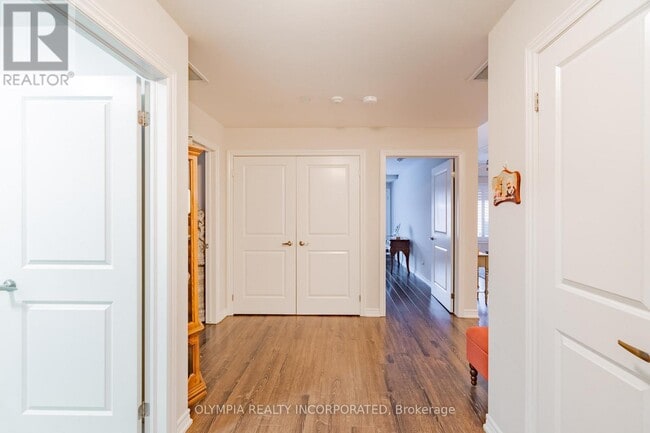 Building Photo - 4644 Pettit Ave