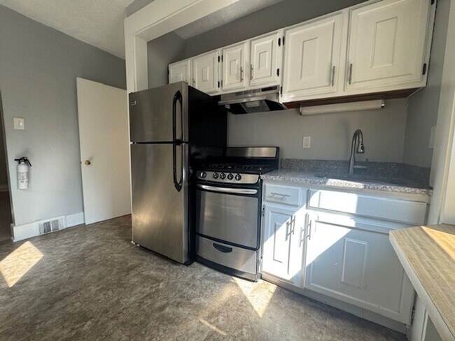 Foto del edificio - 941-943 St. James Street