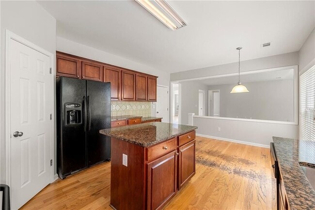 Building Photo - 28 Crystal Downs Way NE