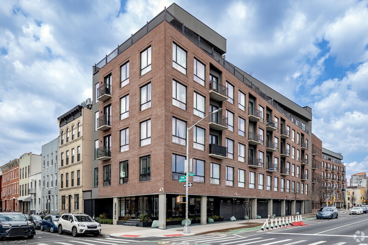 216 Freeman Street - Freeman Corner