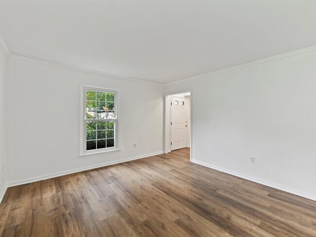 Foto del edificio - 11505 Harrowfield Rd