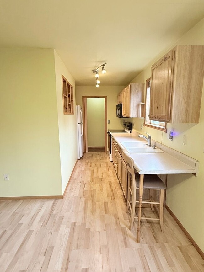 Foto del edificio - Very neat unit in Poulsbo area.