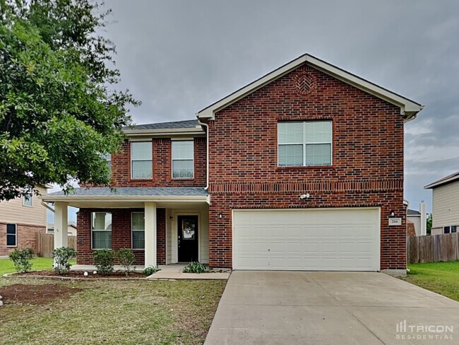 Building Photo - 204 Blue Roan Dr