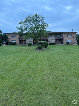 Building Photo - 2555 E Ballard Rd