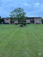 Building Photo - 2555 E Ballard Rd
