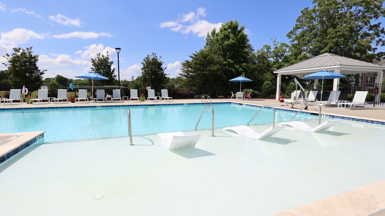 Primary Photo - Fairway Village at Stoney Creek Apts