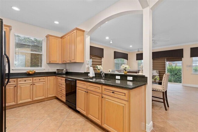 Foto del edificio - 828 Ellwood Ave