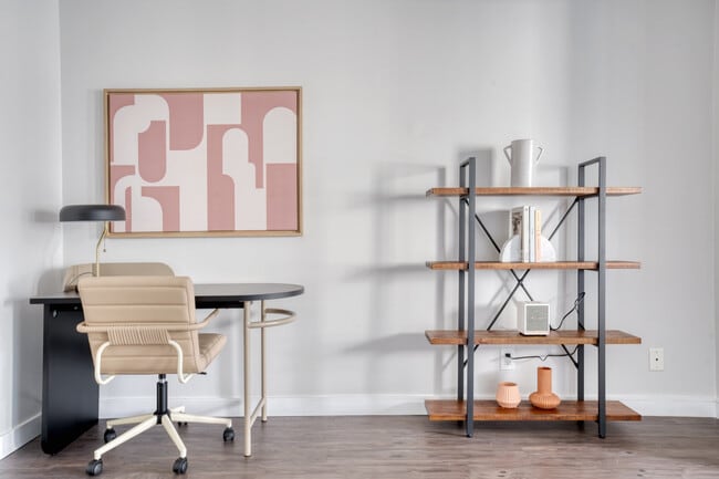 Building Photo - 1865 N Fuller Ave